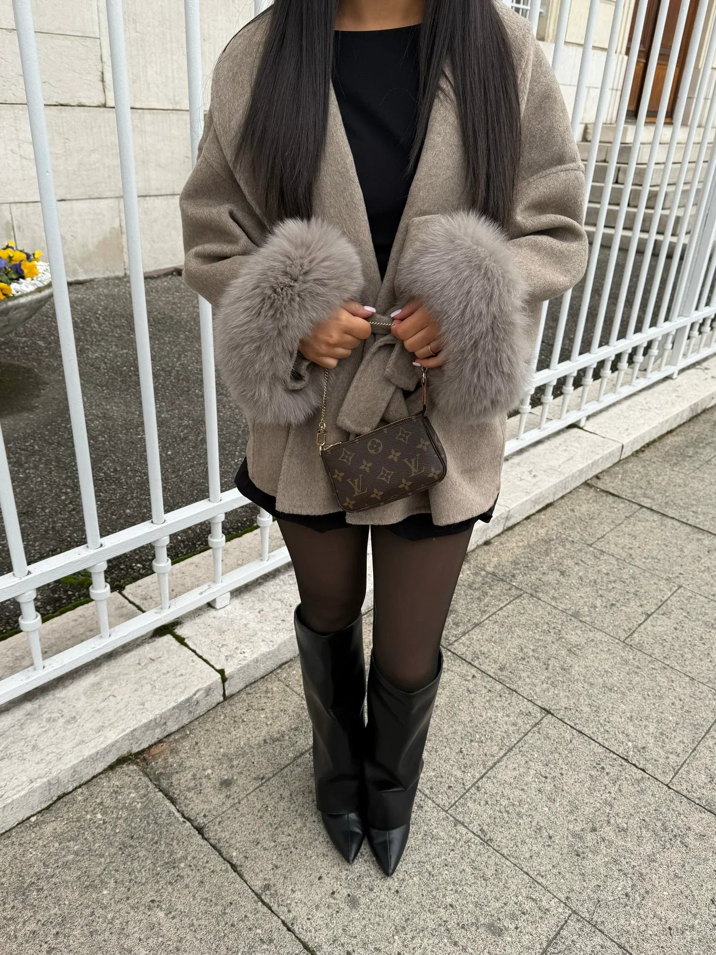 Evre | Wool Coat with Fur