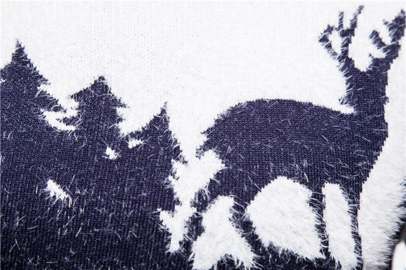 Christmas Jumper for Men – with Deer and Pine Tree Pattern